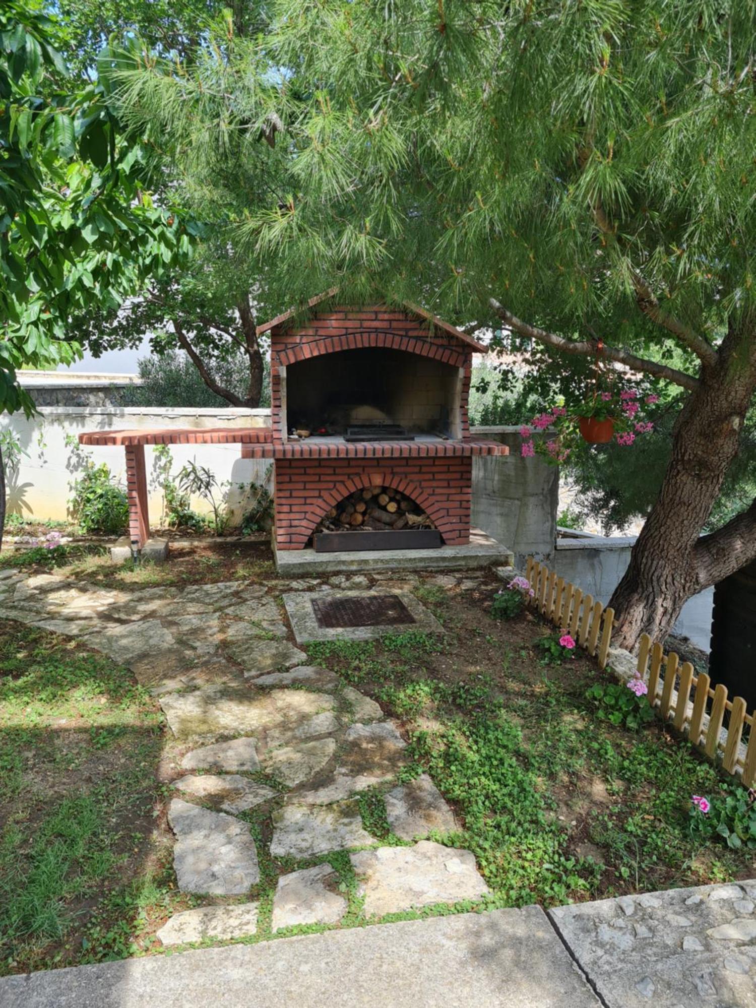 Charismatic Garden Cottage With Sea View Локва-Рогозниця Екстер'єр фото